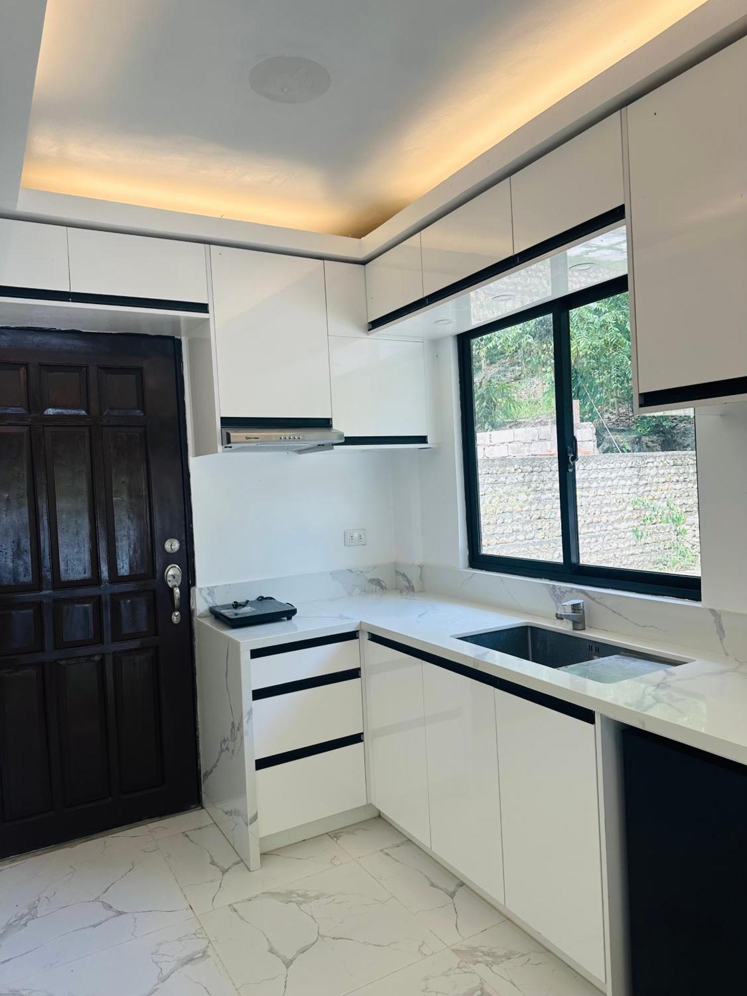 Villa Del Sol 1 Barkada Rooms Carcar Bagian luar foto