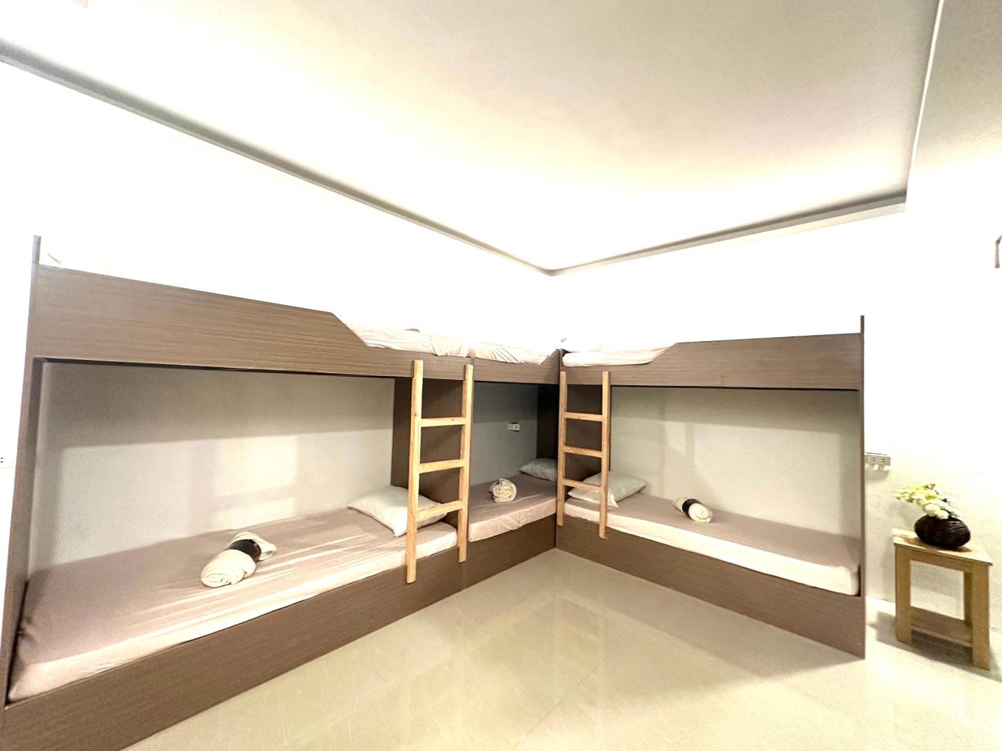 Villa Del Sol 1 Barkada Rooms Carcar Bagian luar foto