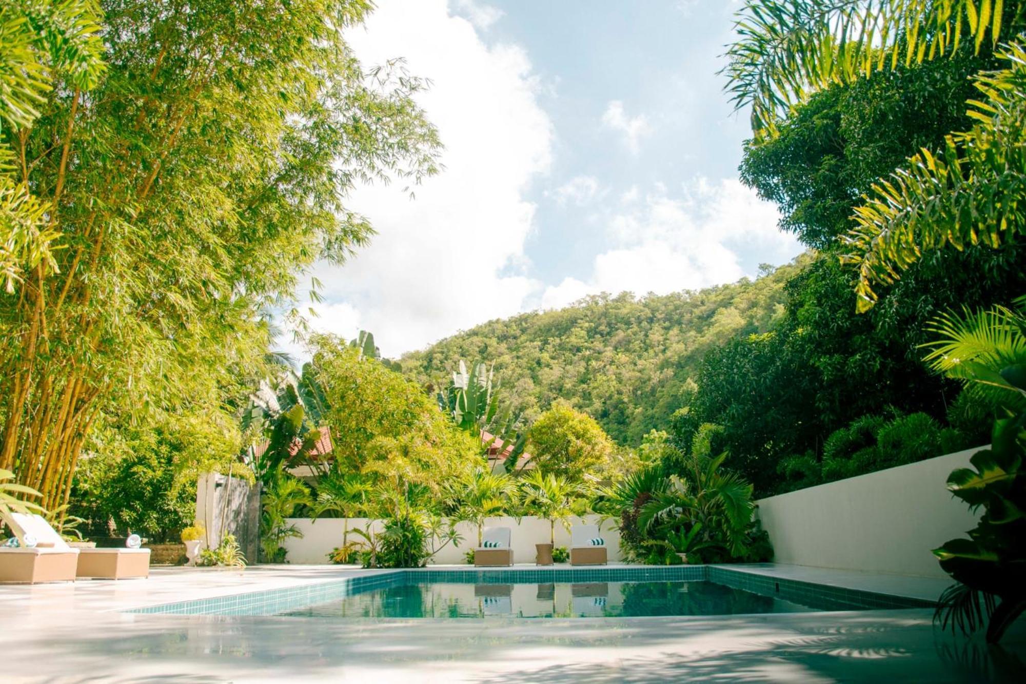 Villa Del Sol 1 Barkada Rooms Carcar Bagian luar foto